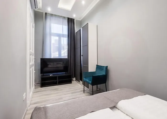 Prime Star Deak Ter Modern Luxury 5* Budapeşte
