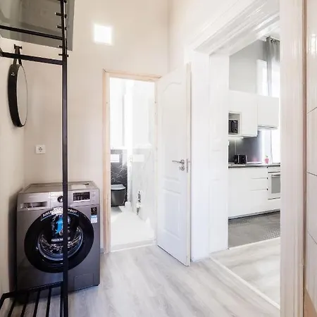 Prime Star Deak Ter Modern Luxury