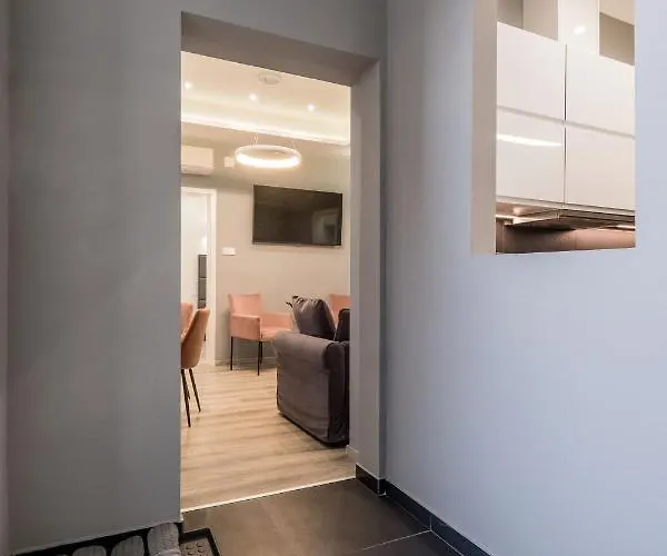 Prime Star Deak Ter Modern Luxury Budapest