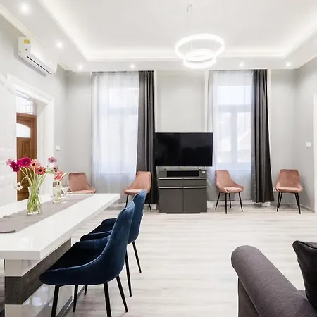 Prime Star Deak Ter Modern Luxury 아파트호텔 5*